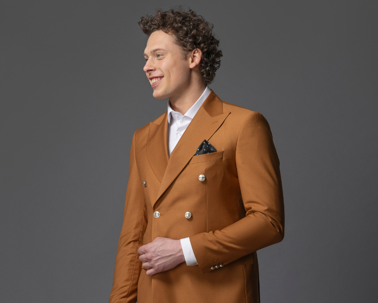 SUIT UNITED